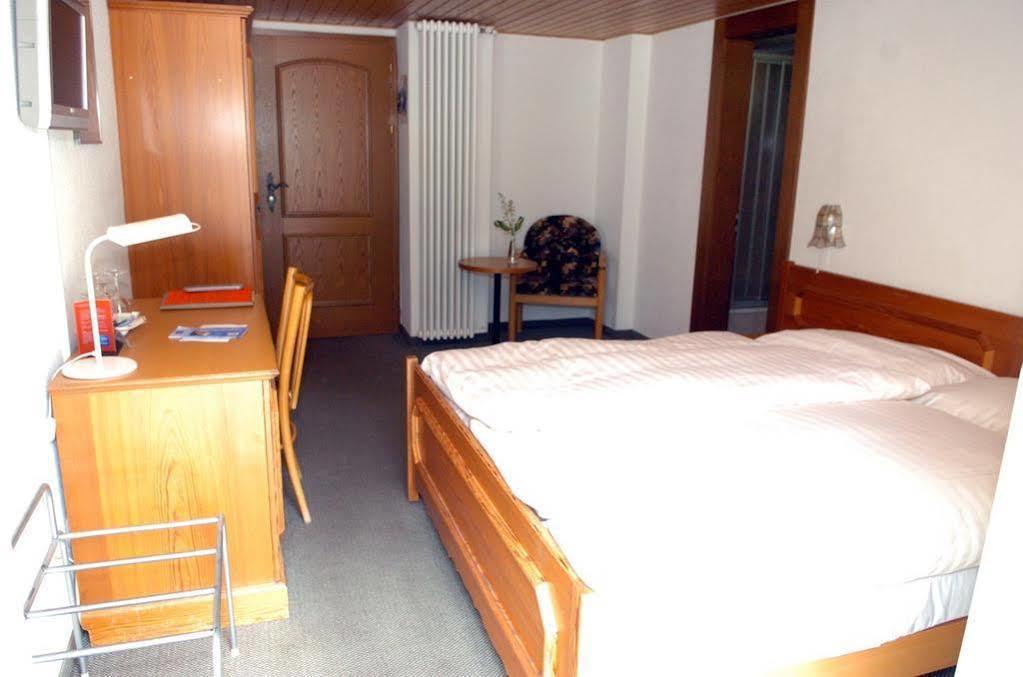 Hotel&restaurant Forni 3* Airolo
